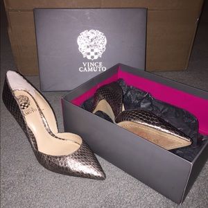 Vince Camuto Silver Snakeskin Heels
